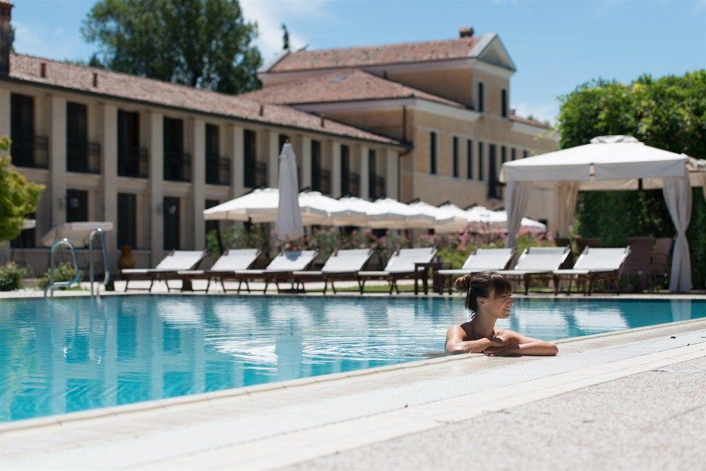 Vista Piscina Relais Monaco Country Hotel & SPA