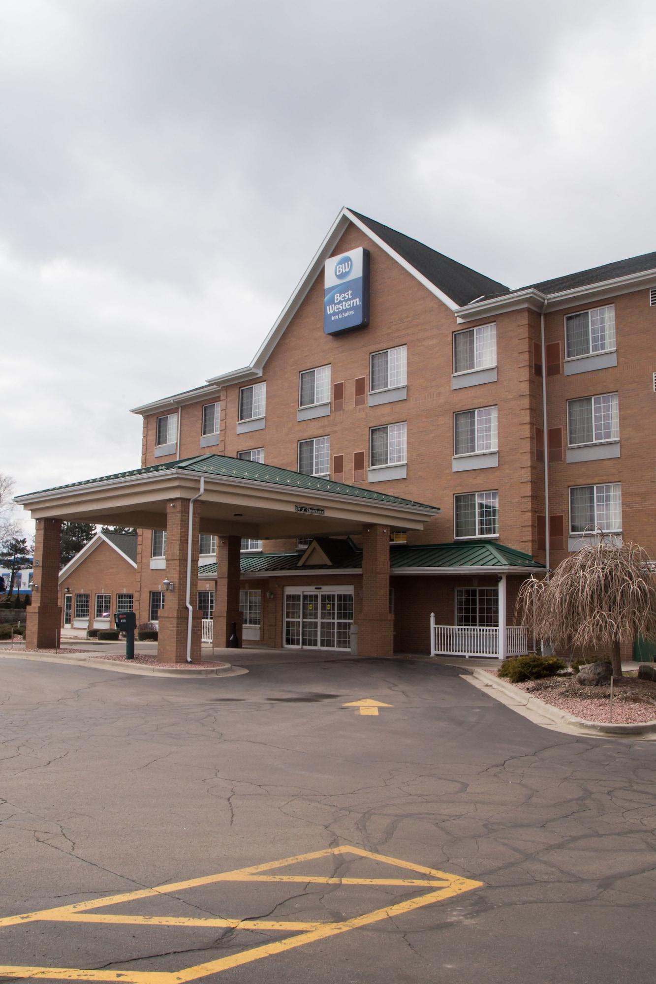 Vista Exterior Best Western Executive Inn & Suites