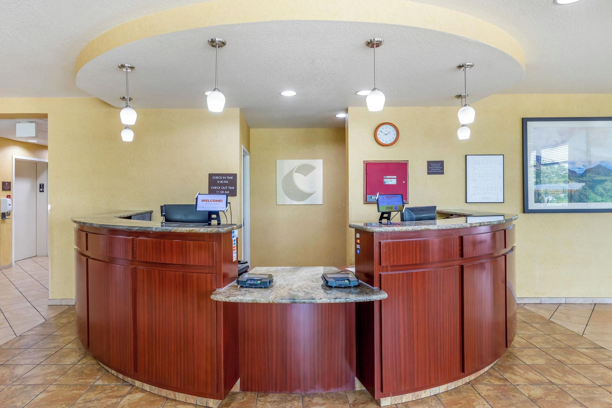 Vista Lobby Comfort Suites Longmont