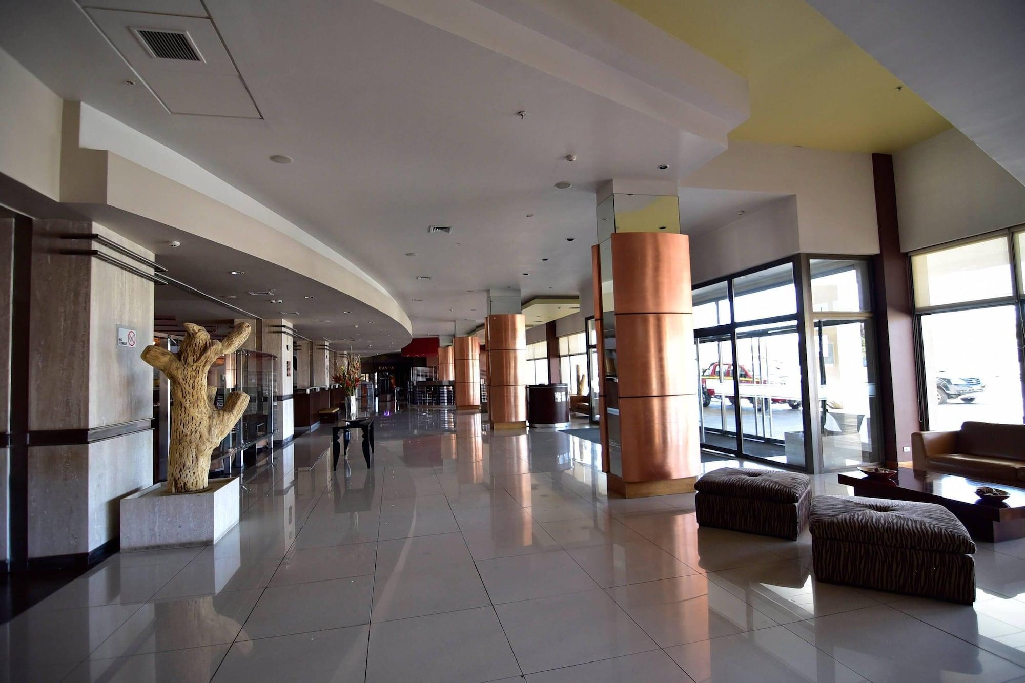 Vista Lobby LRH Calama, an Ascend Collection Hotel