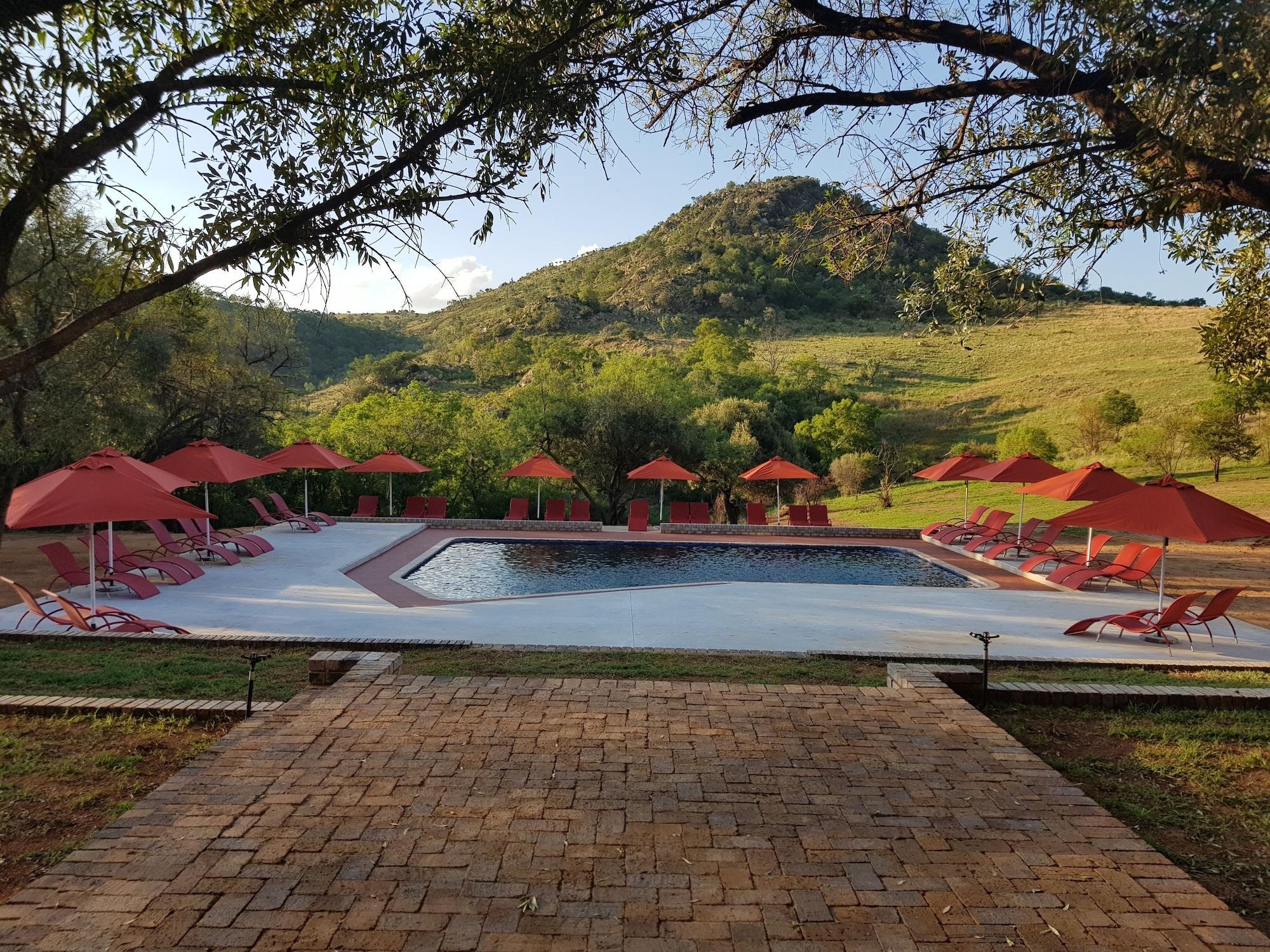 Vista Exterior 26 Degrees South Bush Boho Hotel