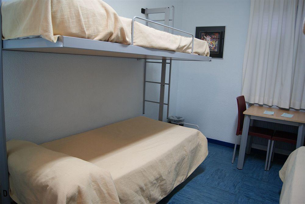 Hostel Inturjoven Huelva by null