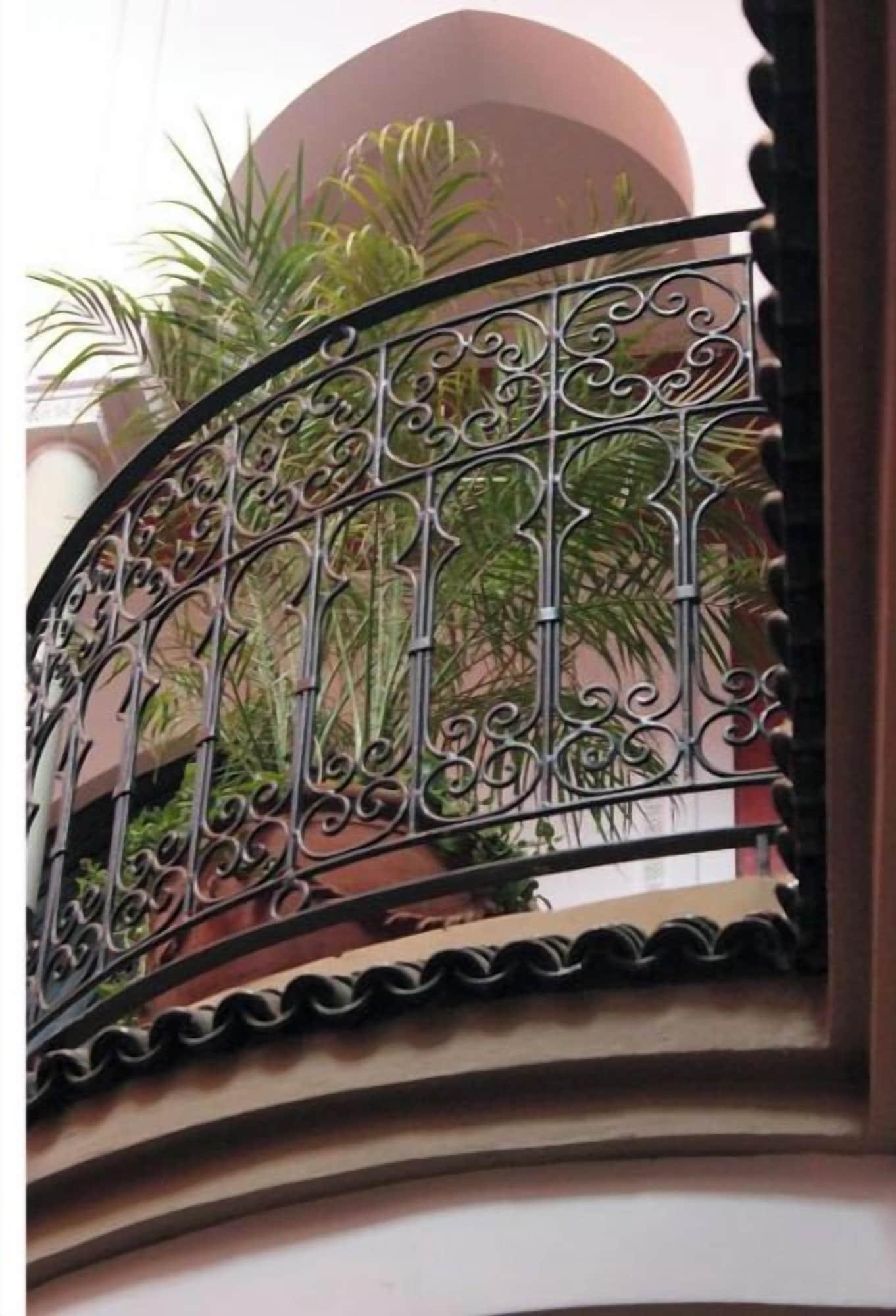 Vista Exterior Riad Kantarell