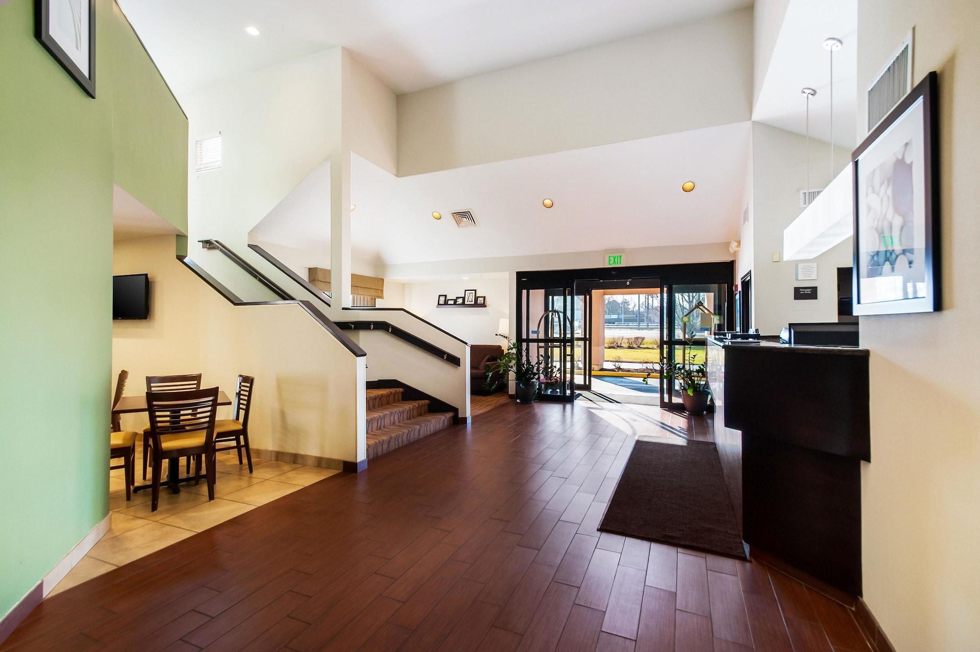 Vista Lobby Quality Inn
