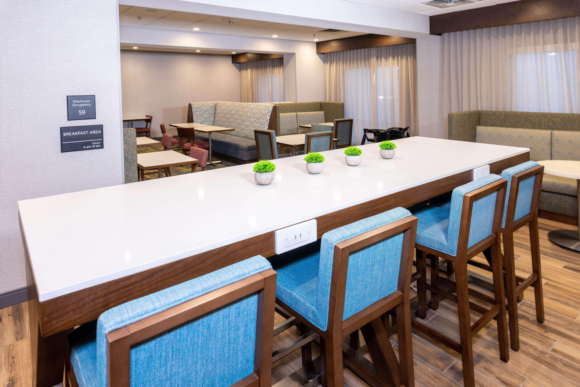 Restaurant Hampton Inn Selma Ca