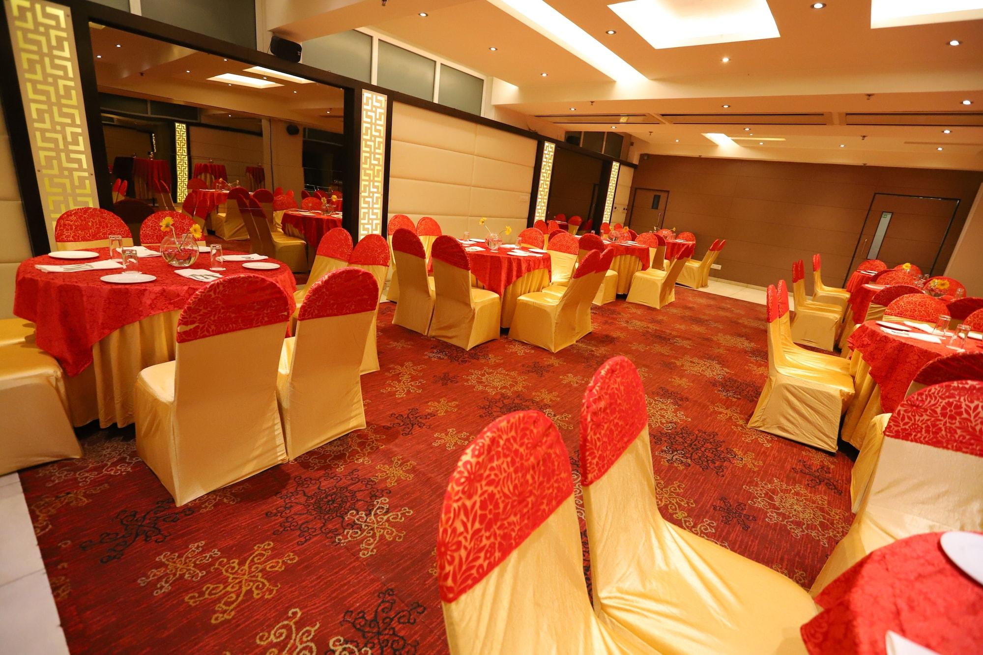 Salón de Baile Hotel Amrapali Grand