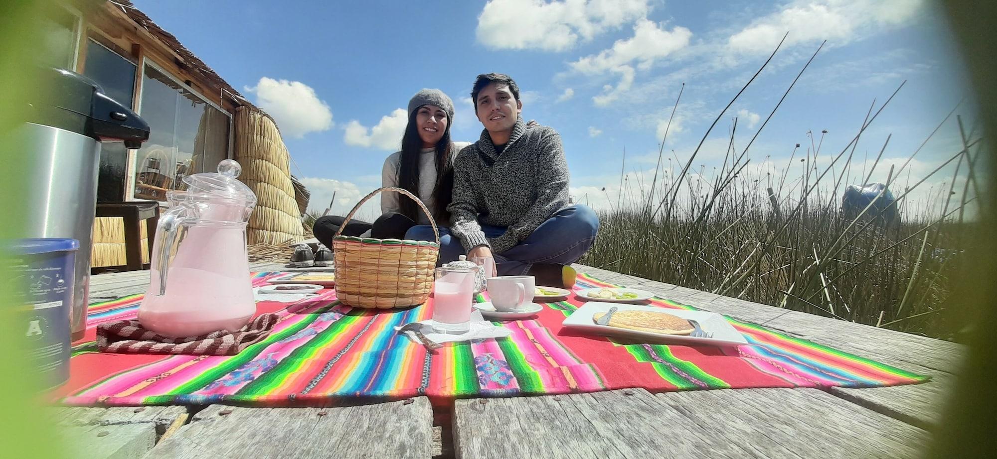 Restaurant Uros Lake Titicaca Lodge