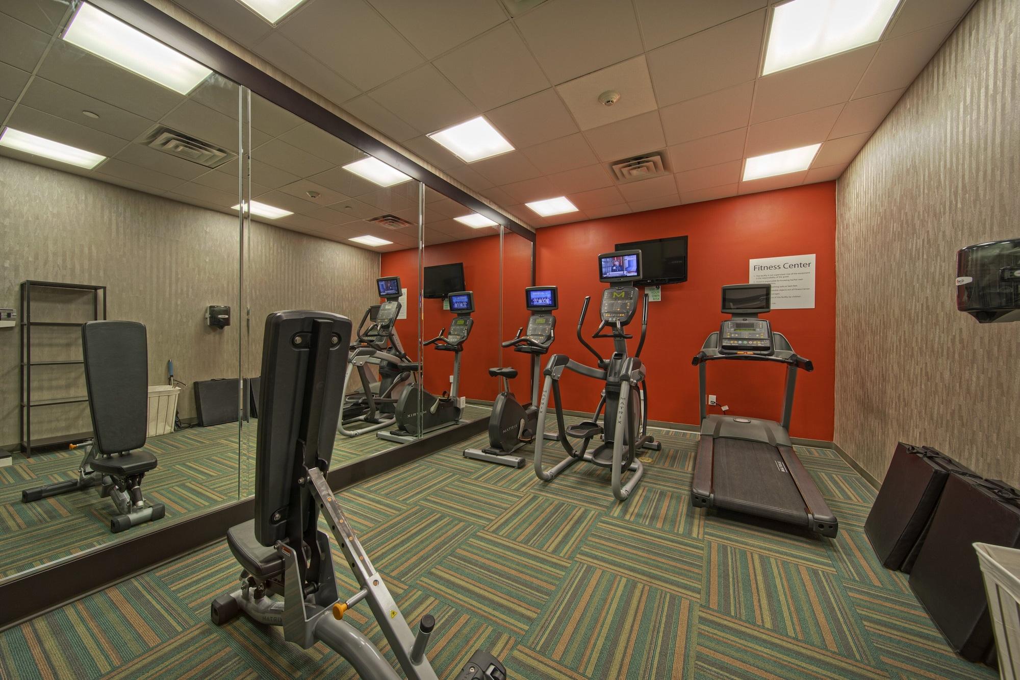 Gimnasio Holiday Inn Westway Park by IHG