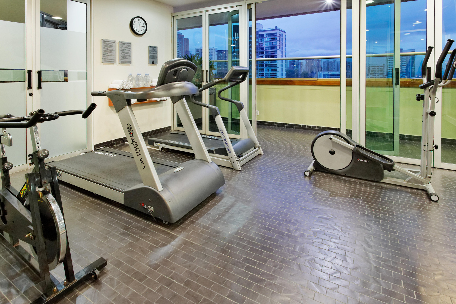 Instalaciones Recreativas Holiday Inn Express Medellin