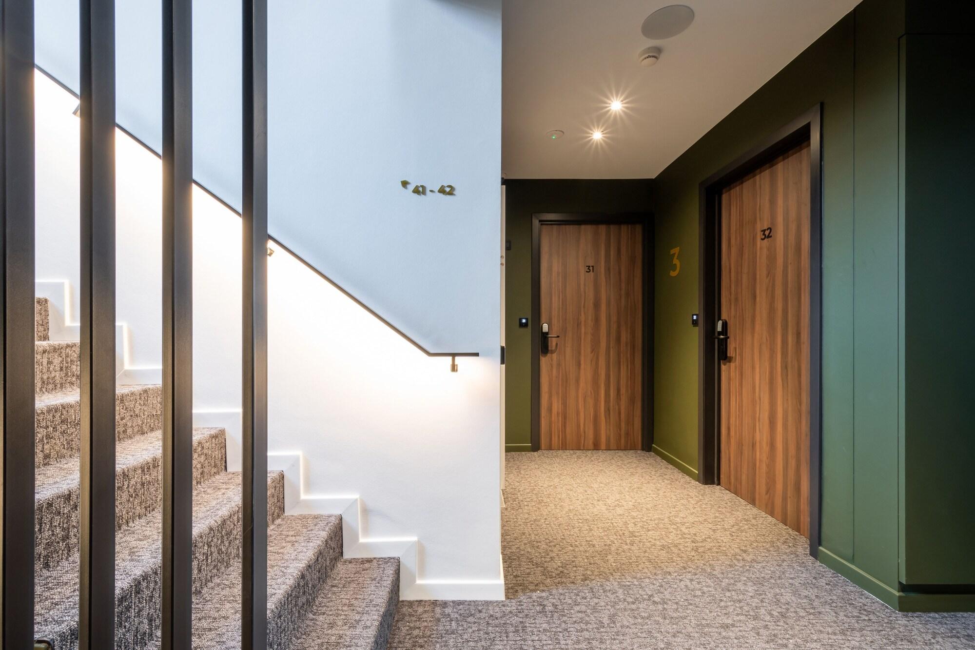 Varios One Two Four Hotel & Spa