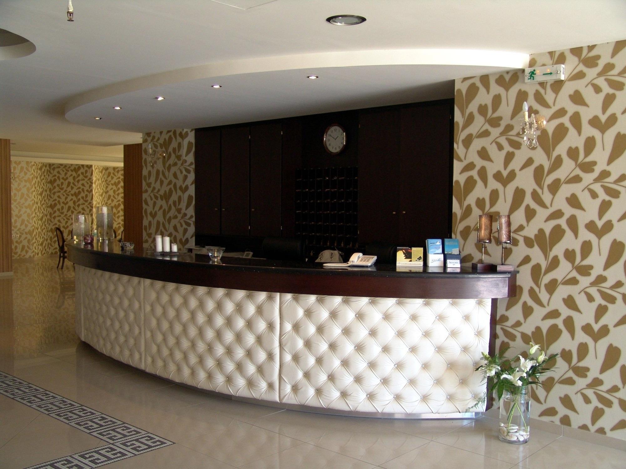 Vista Lobby Hotel Merope