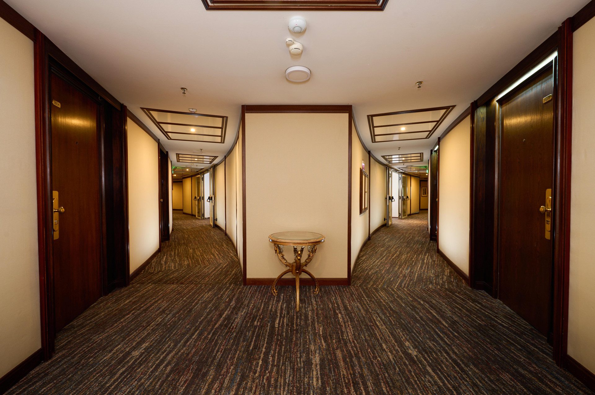 Vista Exterior InterContinental Bucharest