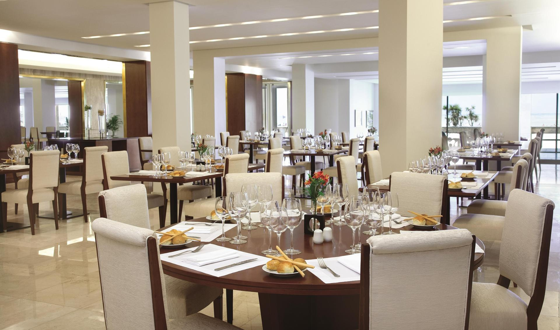 Restaurant NH Gran Hotel Provincial
