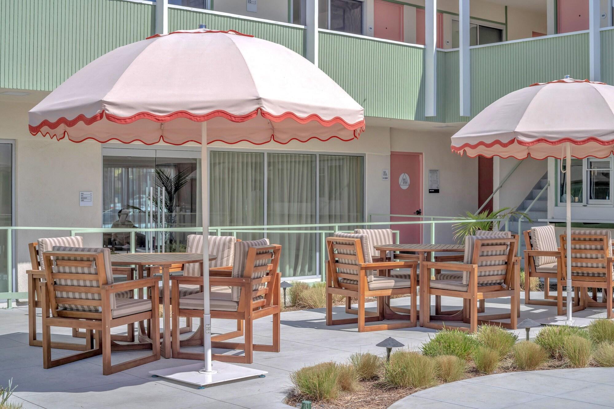 Restaurant City Center Hotel by Kasa