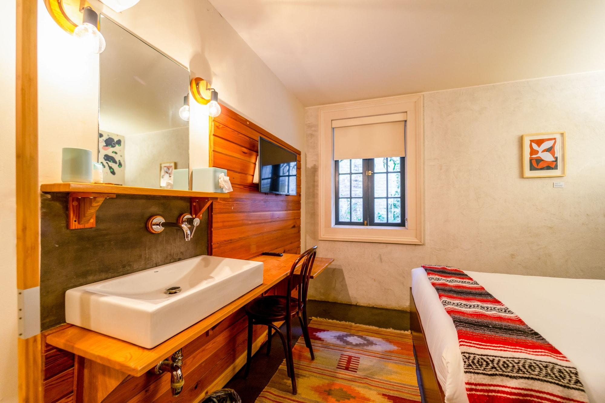 Equipamiento de Habitación Catahoula Hotel New Orleans