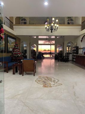 Resorto Condominio frente al mar directamente en el océano - Vista marina - Hoteles con parque acuático en Mazatlán, Sinaloa