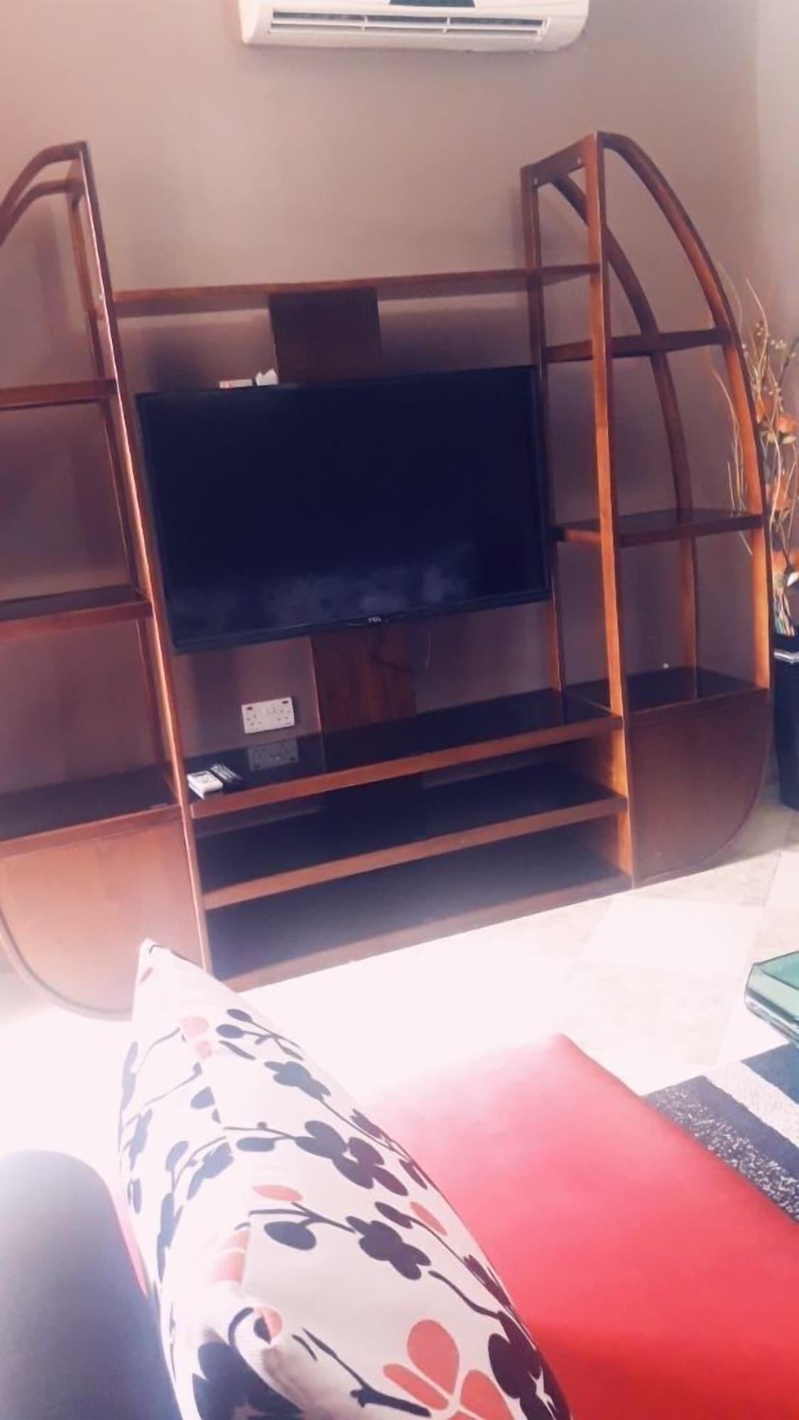 Set de Habitación Naf Apartments - Mtwara