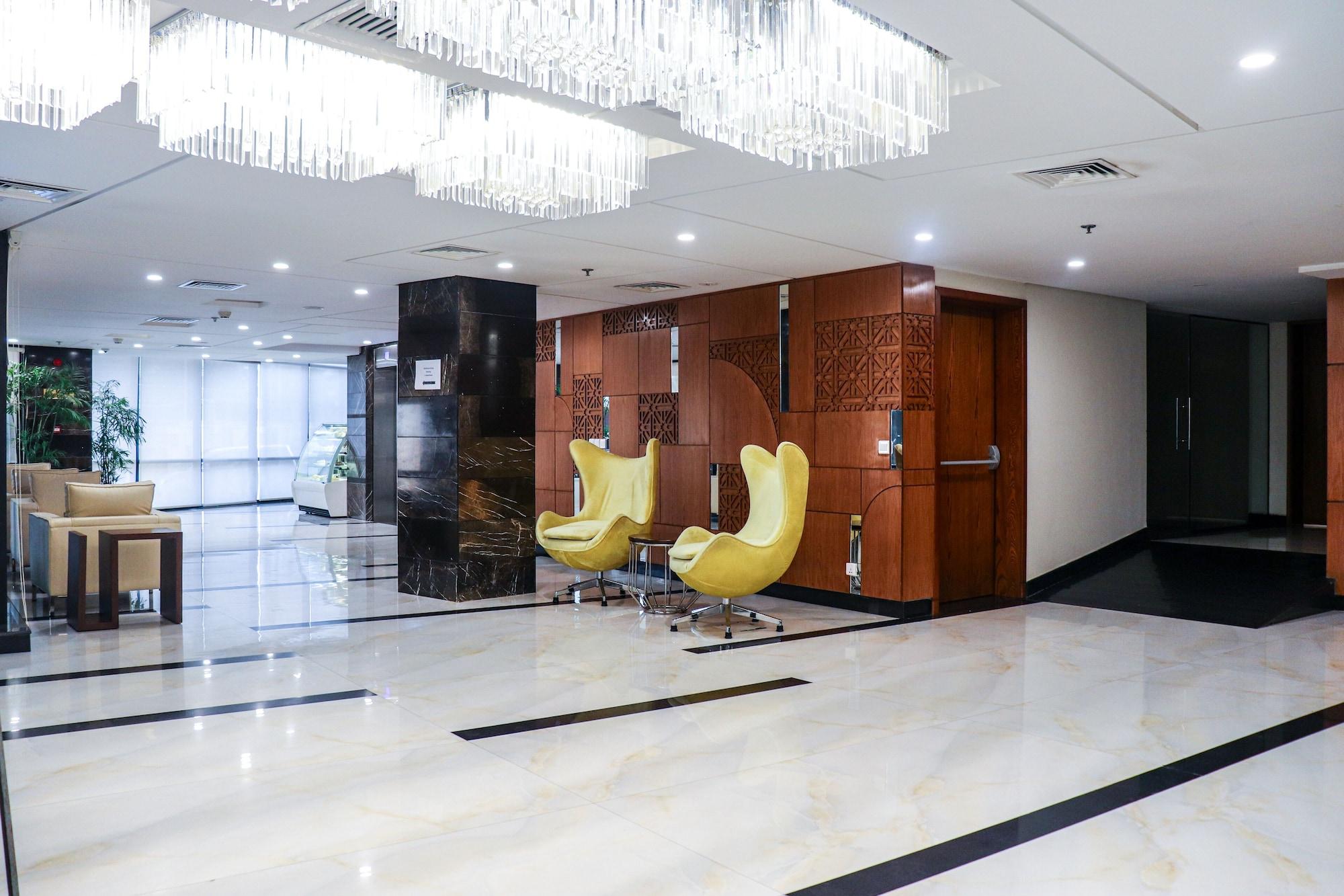 Vista Lobby Avari Xpress Multan