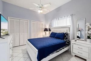 Alquiler Vacacional - Spacious 5-bdrm house in delightful Cape Coral located on the Gulf of America