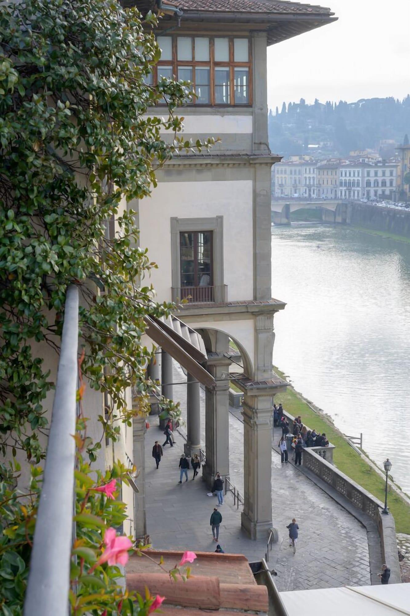 Vista Exterior Hotel degli Orafi