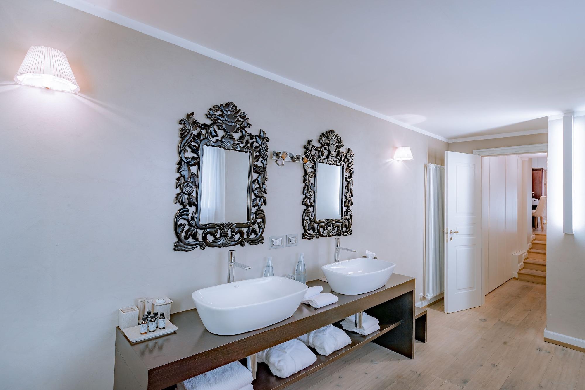 Equipamiento de Habitación Townhouse 33