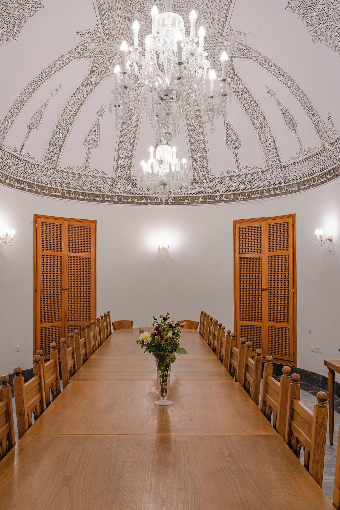 Centro de Negocios Dar Ben Gacem
