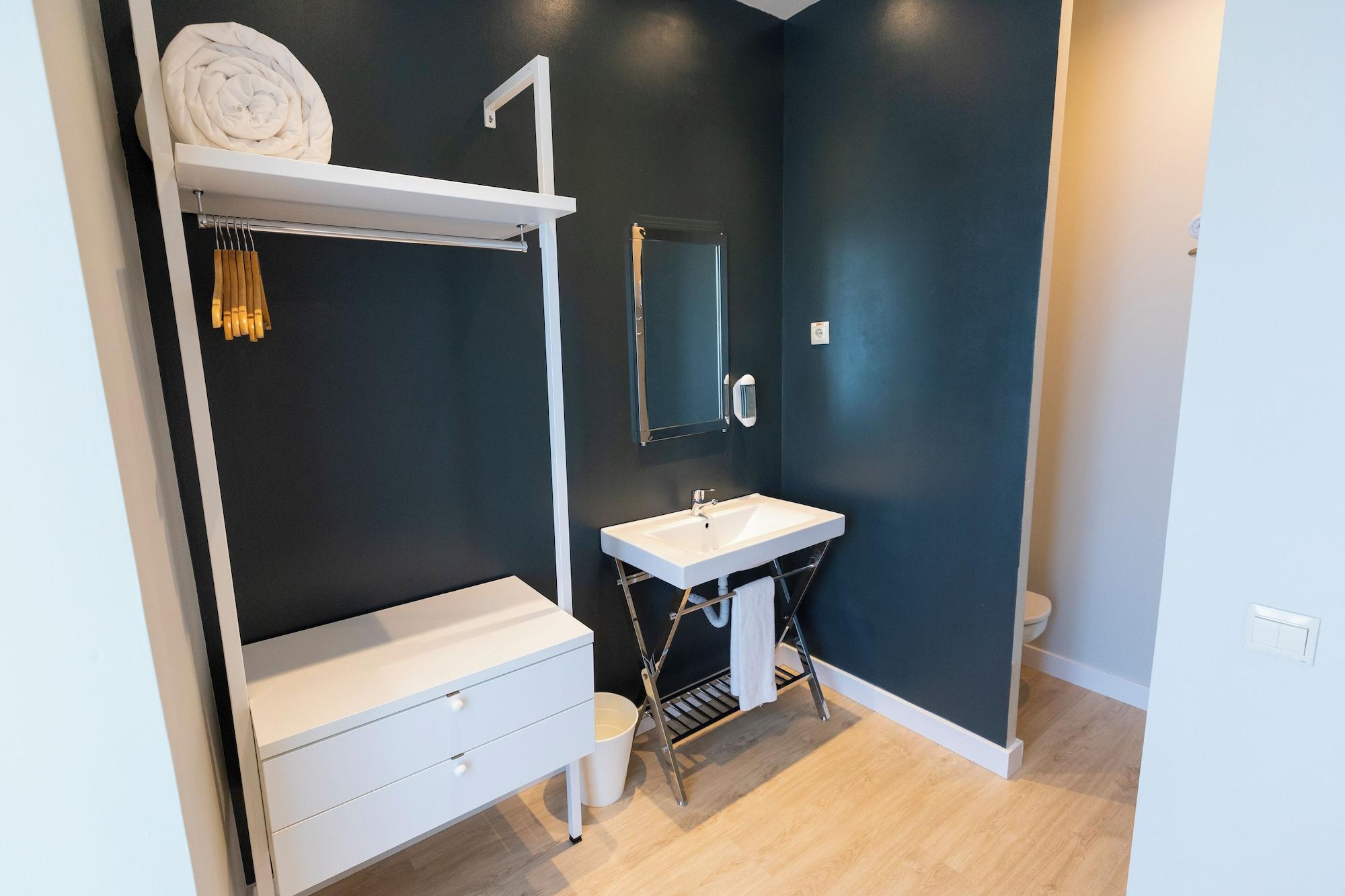 Equipamiento de Habitación Urban Sea Atocha 113