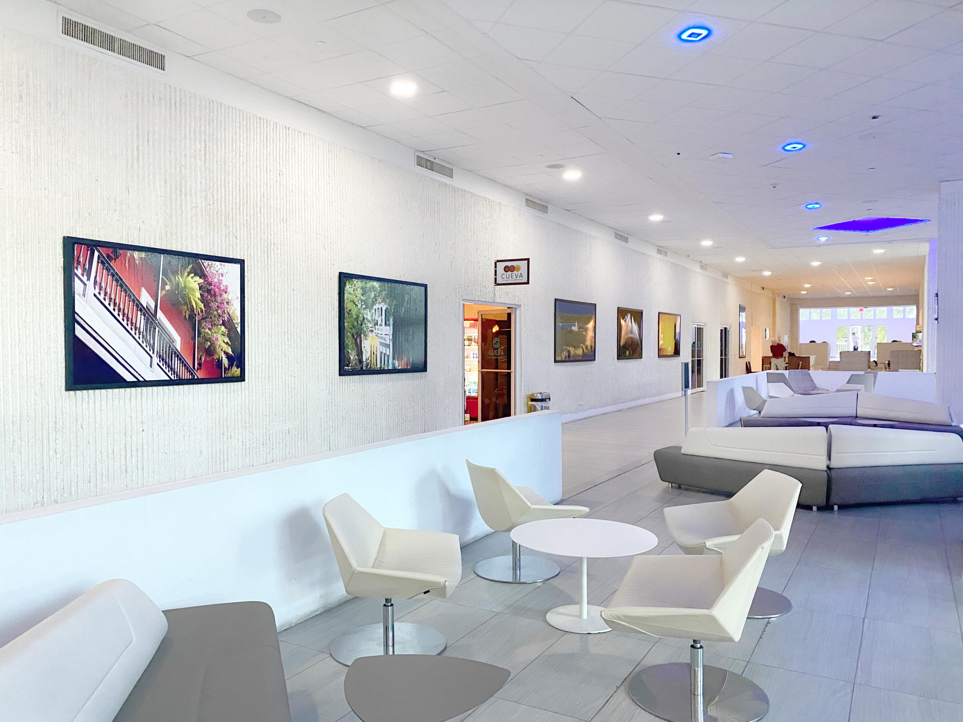 Vista Lobby ESJ Beach Hotel