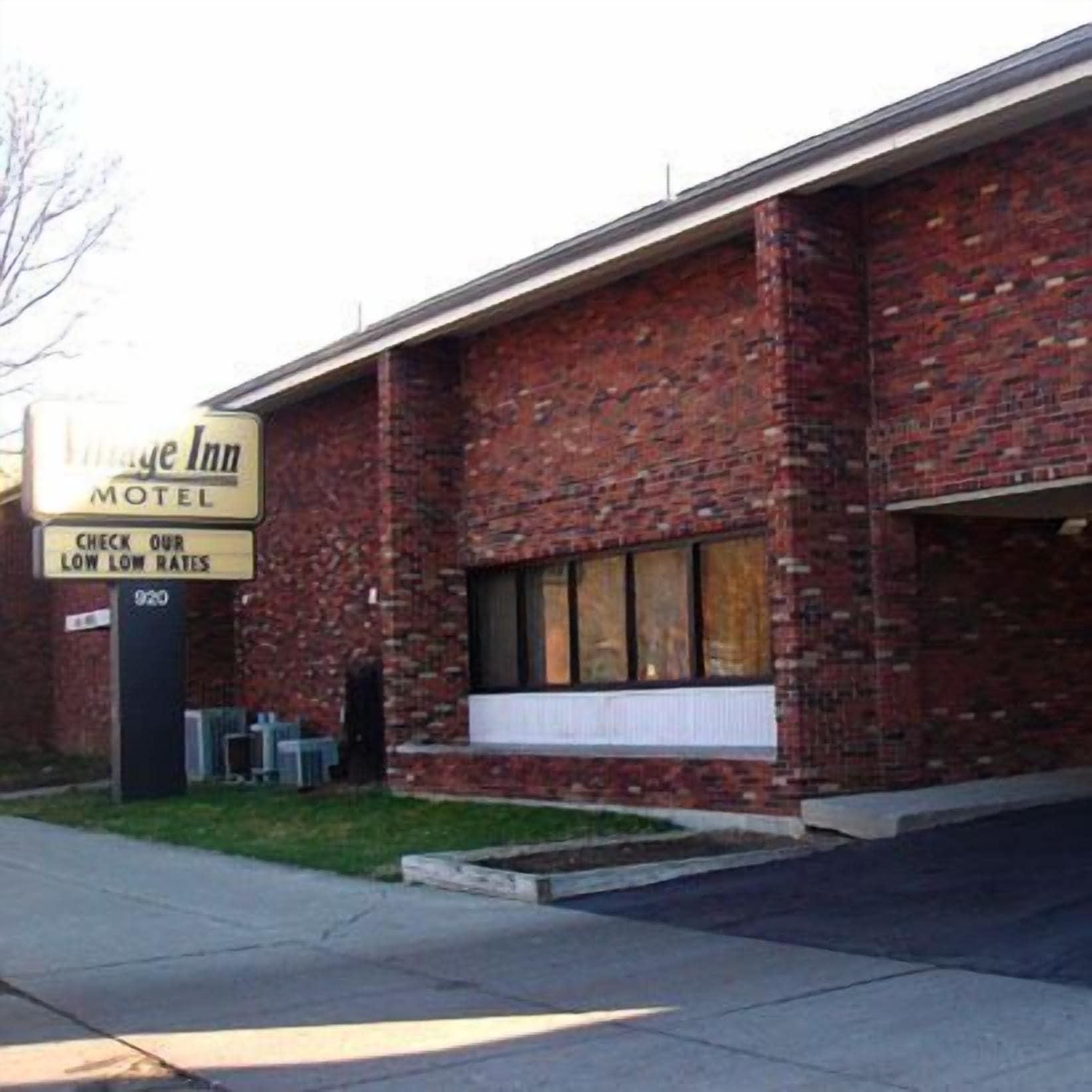 Vista Exterior German Village Inn Columbus