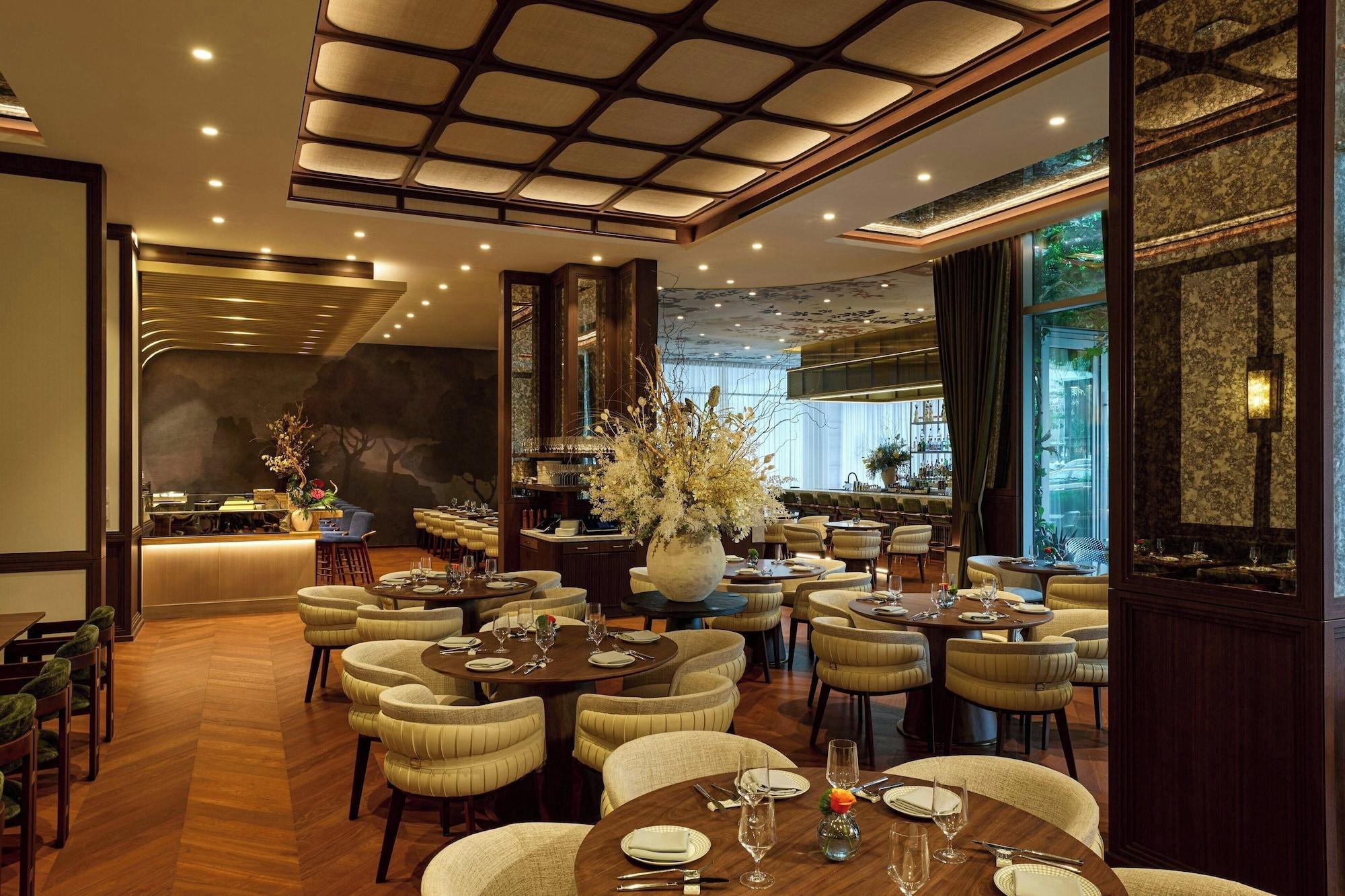 Restaurant The Westin Flushing Laguardia Airport