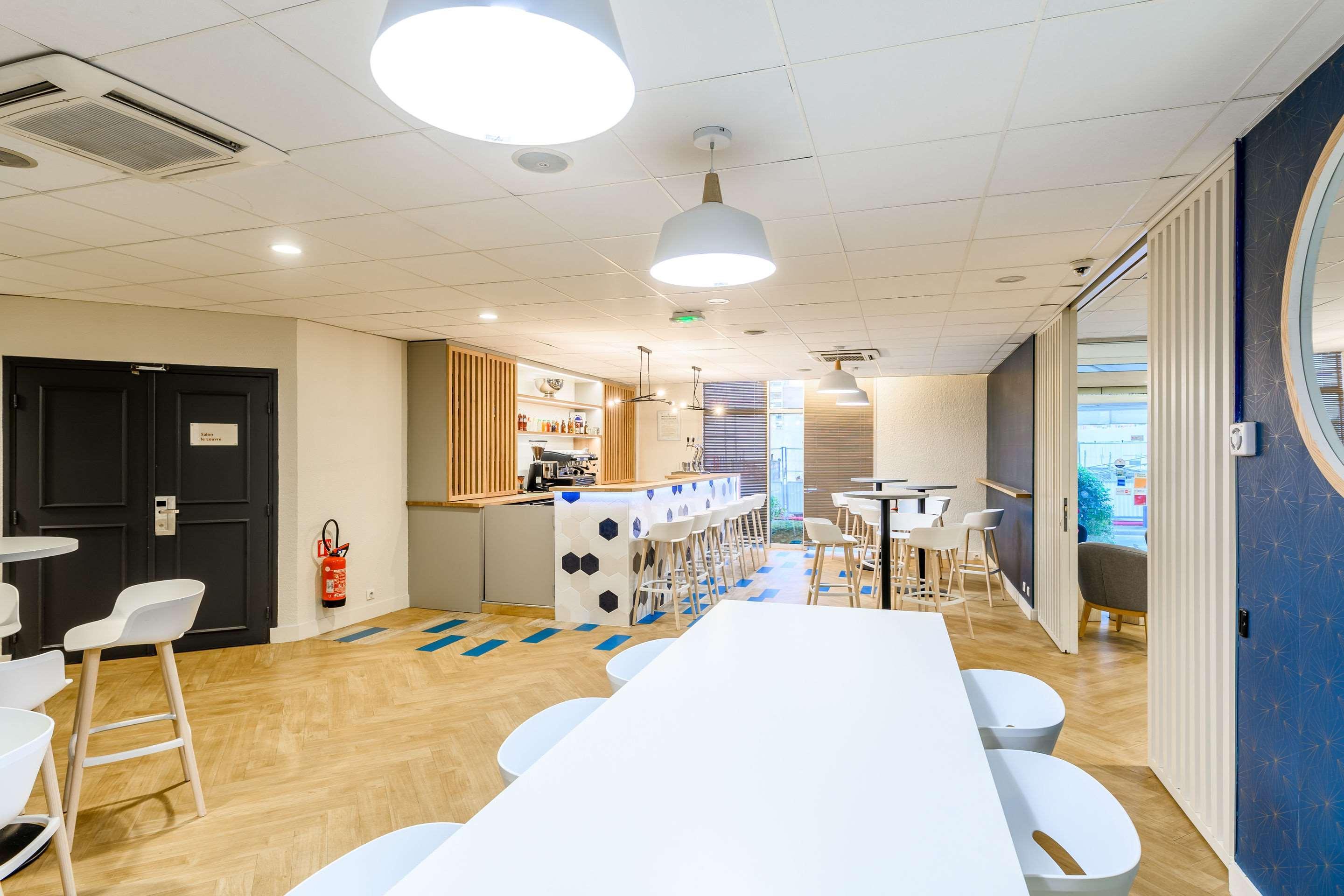 Bar/Salón Comfort Hotel Paris Porte d'Ivry