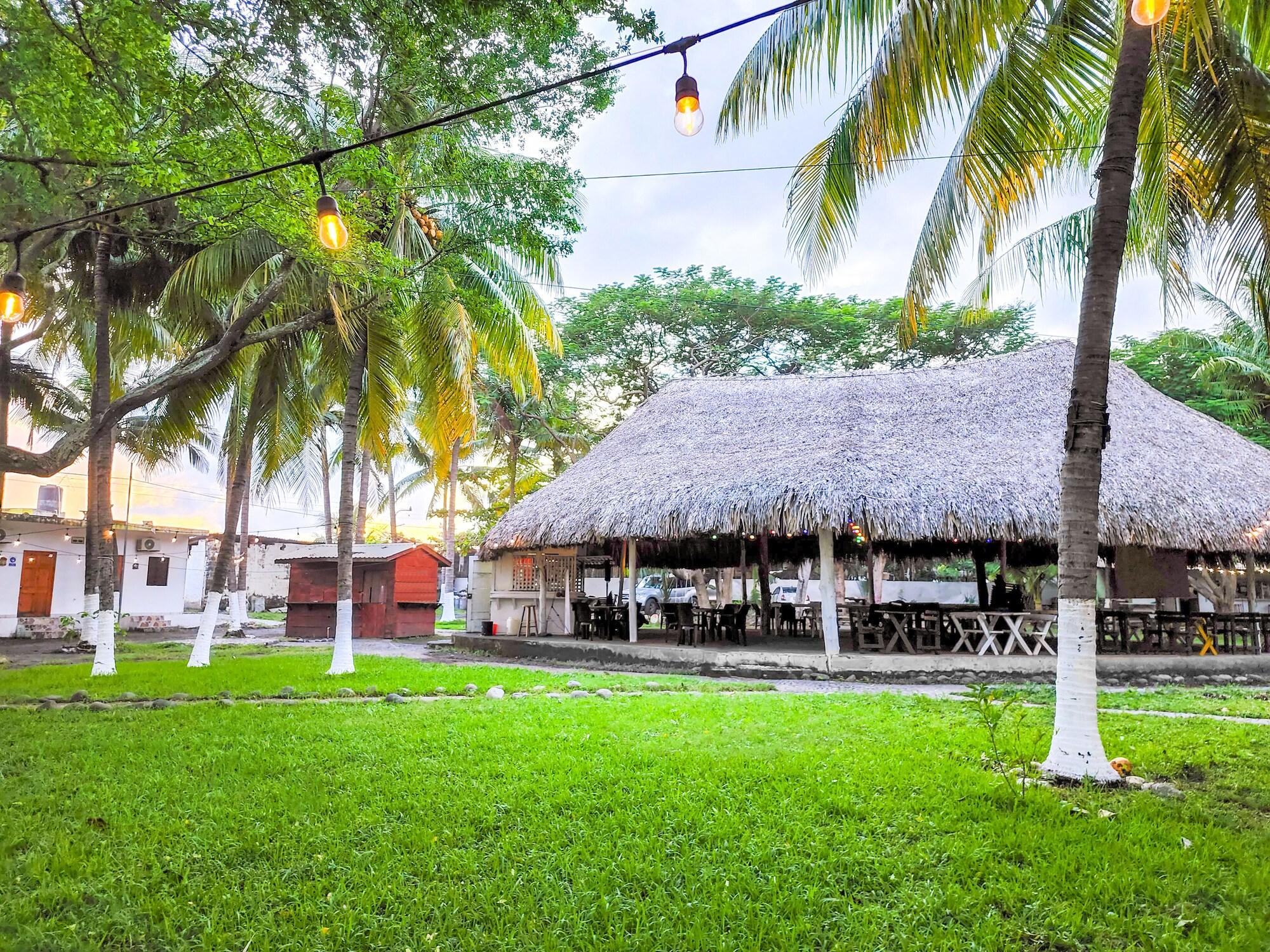 Restaurant Playa Linda Surf Hotel