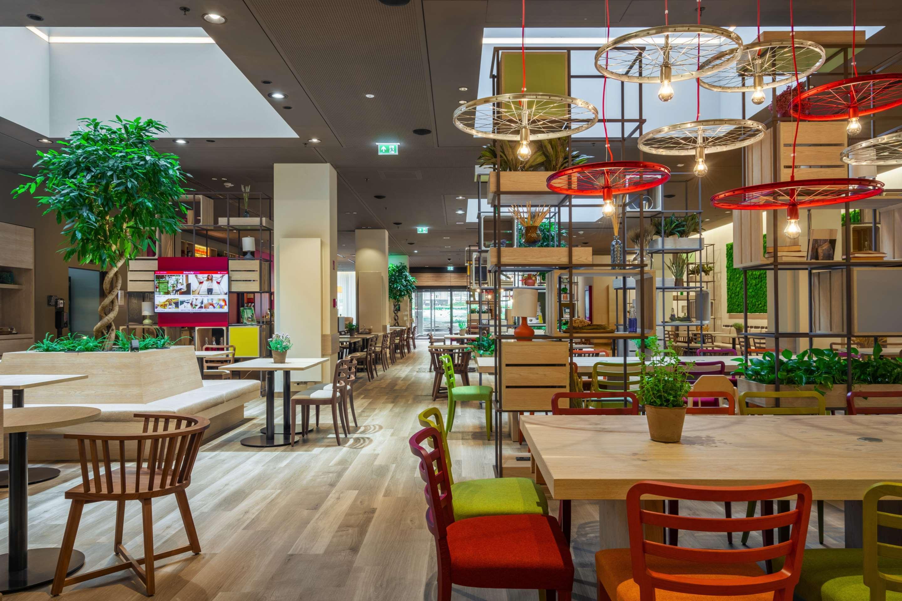 Restaurant IntercityHotel Budapest