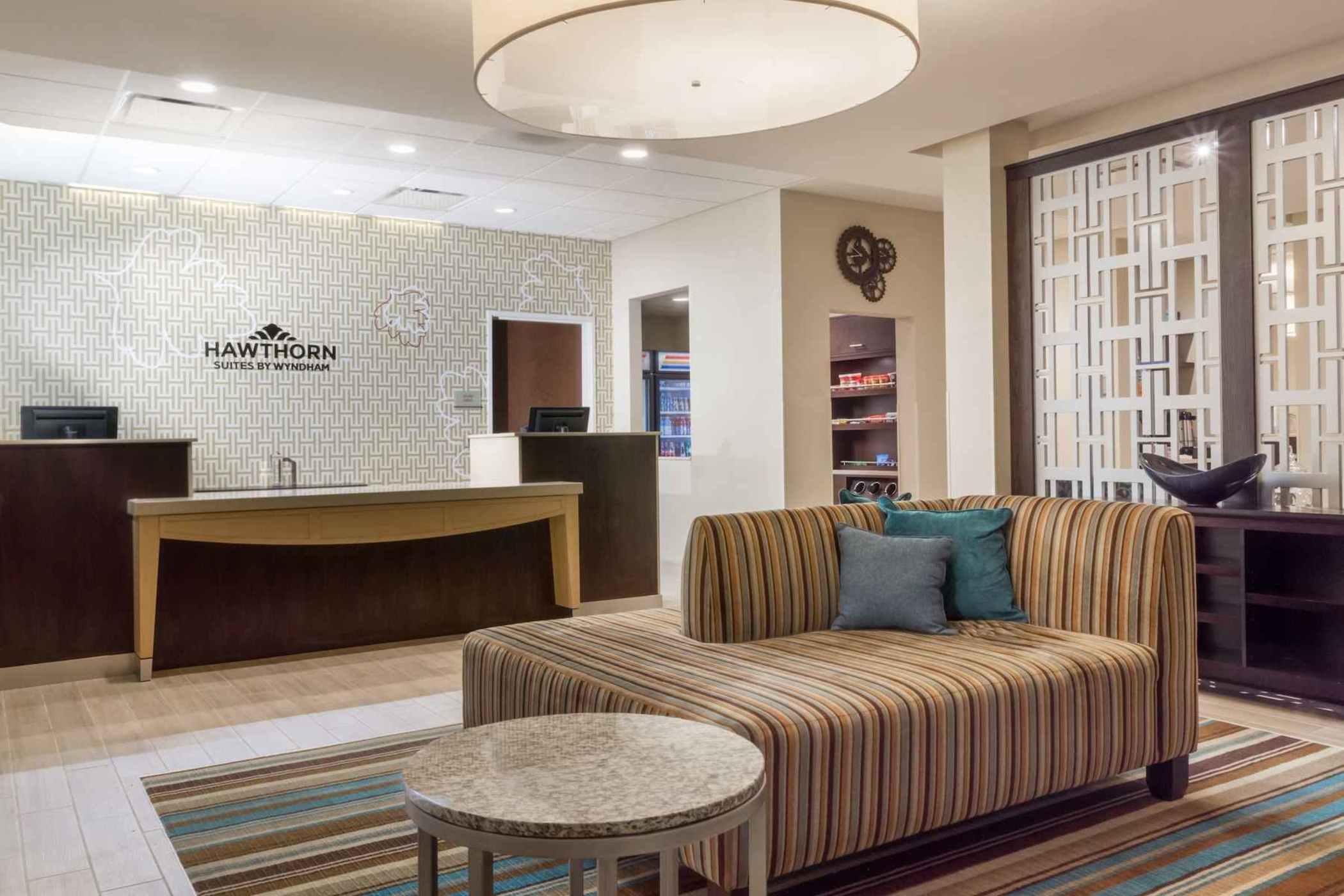 Vista Lobby Hawthorn Suites by Wyndham Wheeling at the Highlands