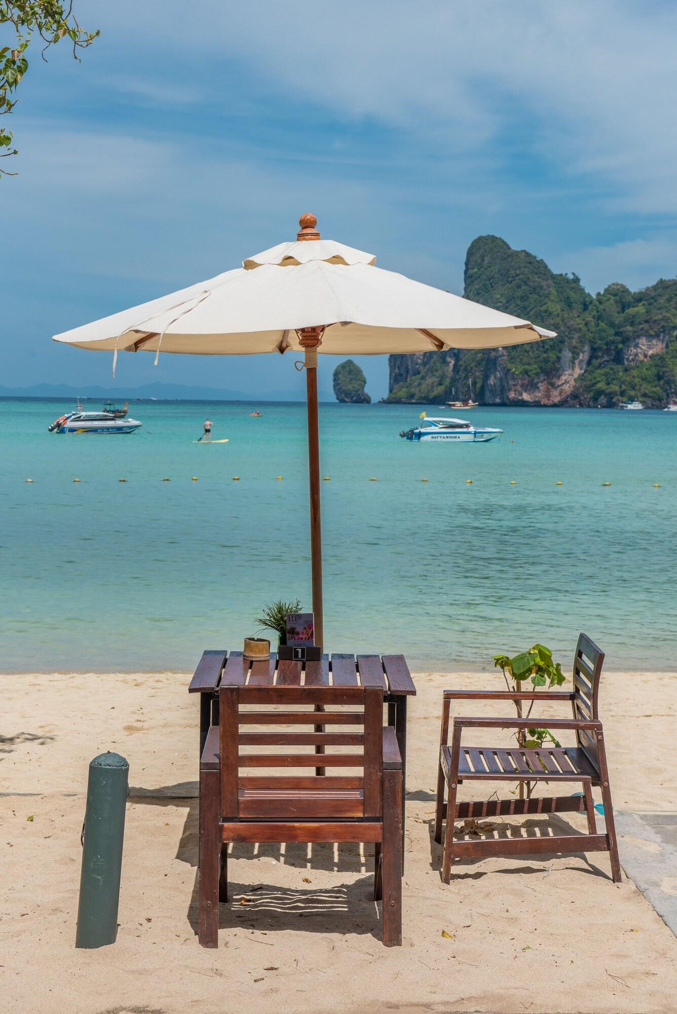 Playa PP Charlie Beach Resort