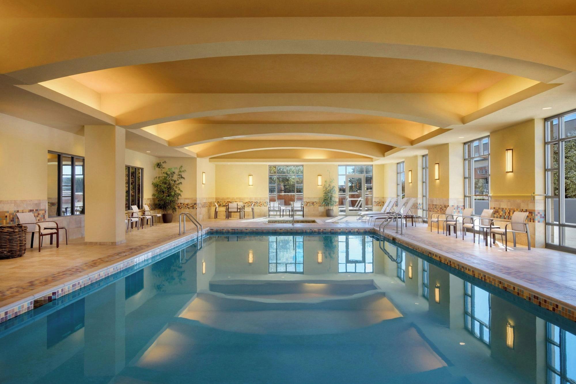 Vista Piscina Courtyard by Marriott Dallas Allen at Allen Event Center