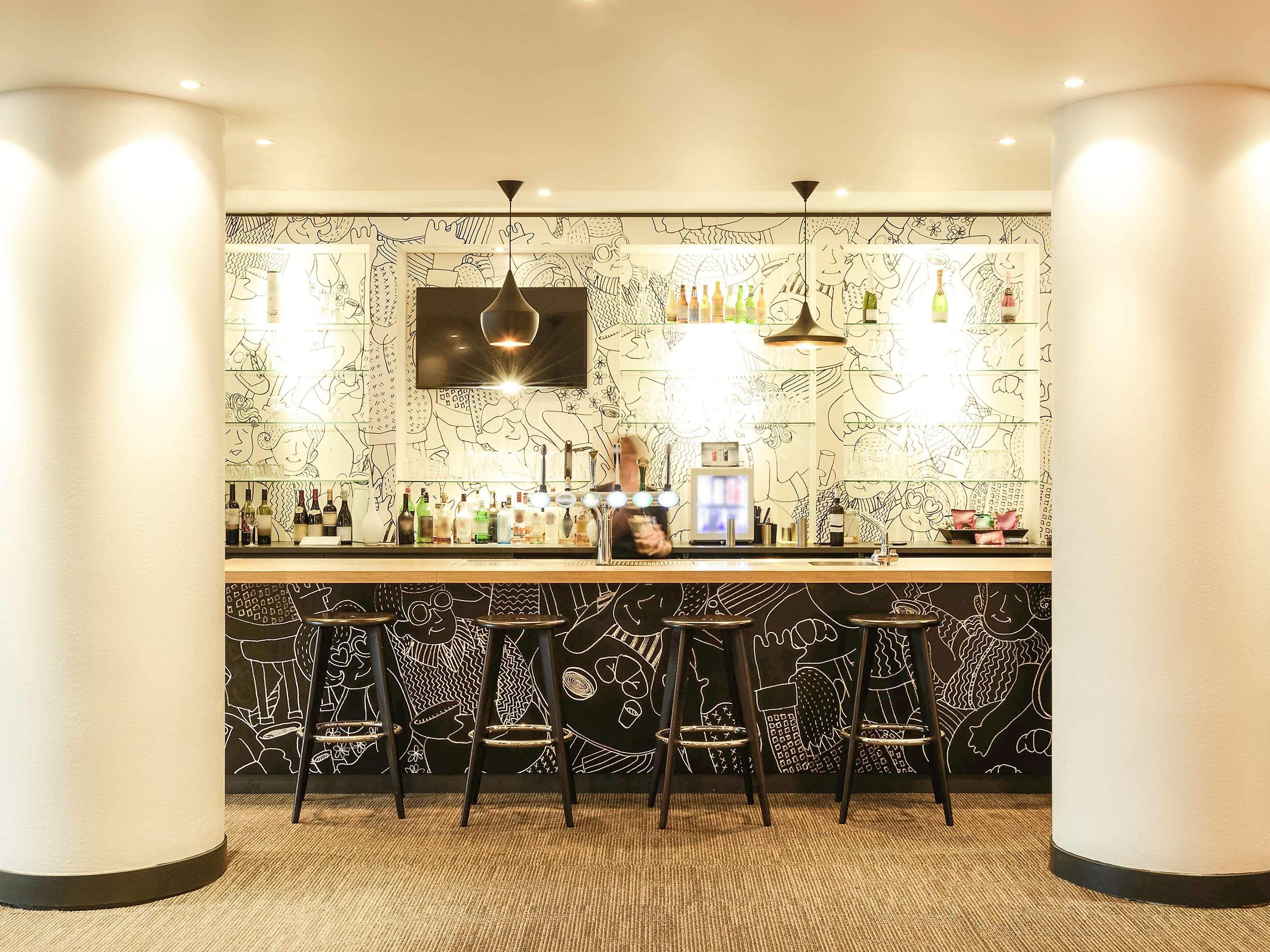 Bar/Salón ibis Portsmouth Centre
