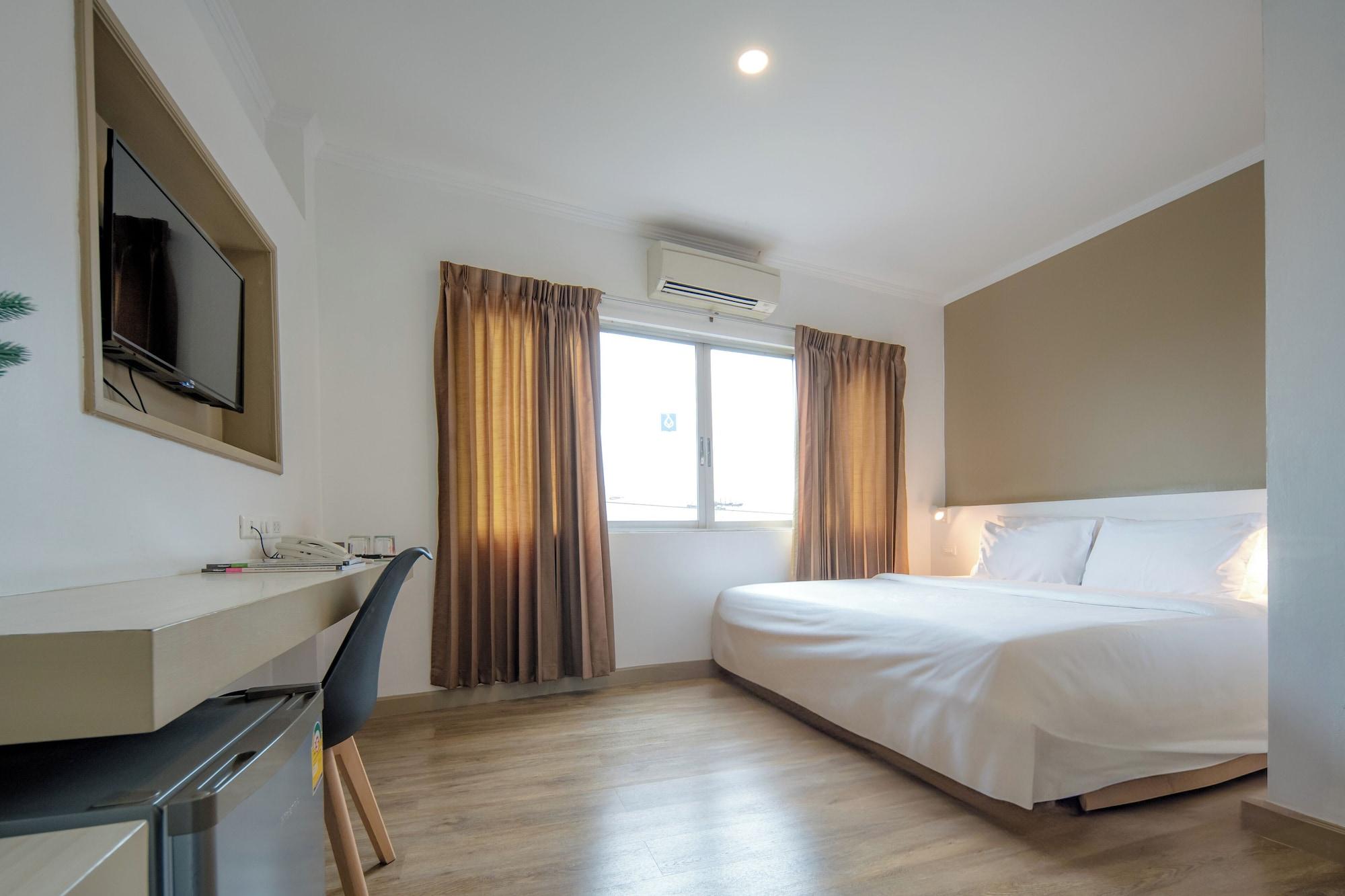 Habitación Dhevaraj Hotel