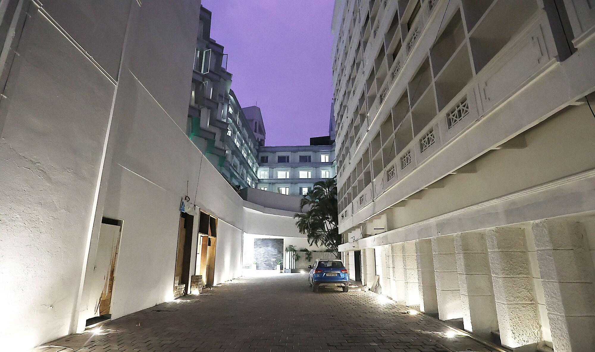 Vista Exterior Pharos Hotels
