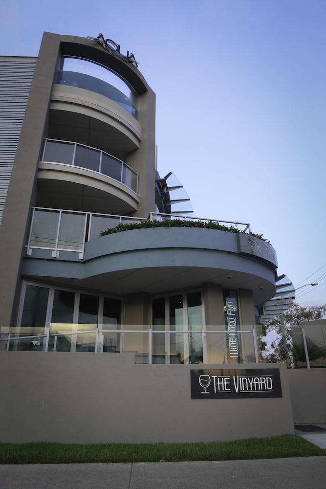 Vista Exterior Aqua Luxury Penthouses