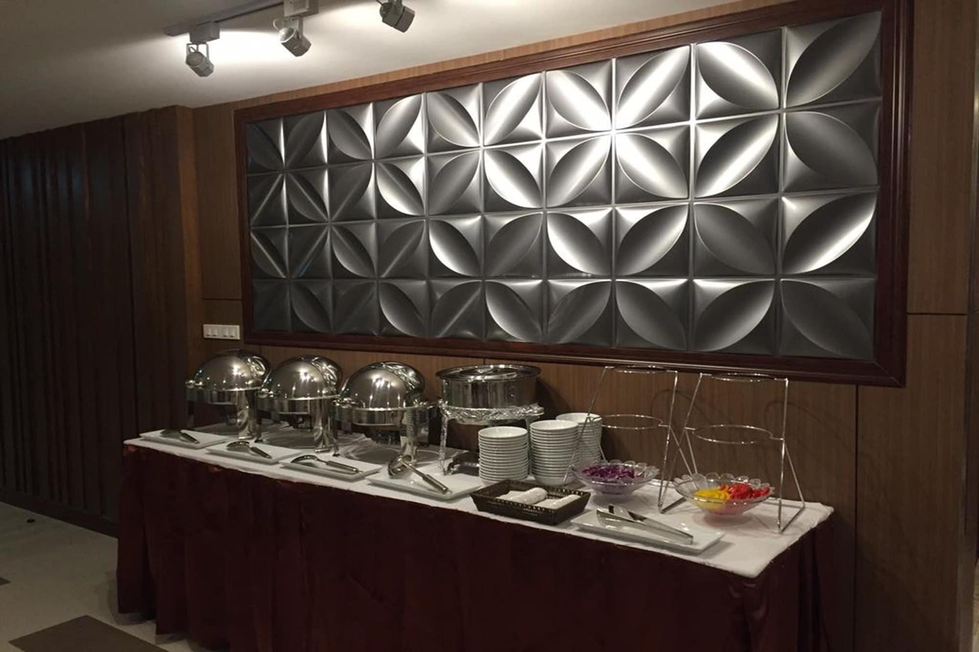 Restaurant Leelawadee Resotel Raminthra 23