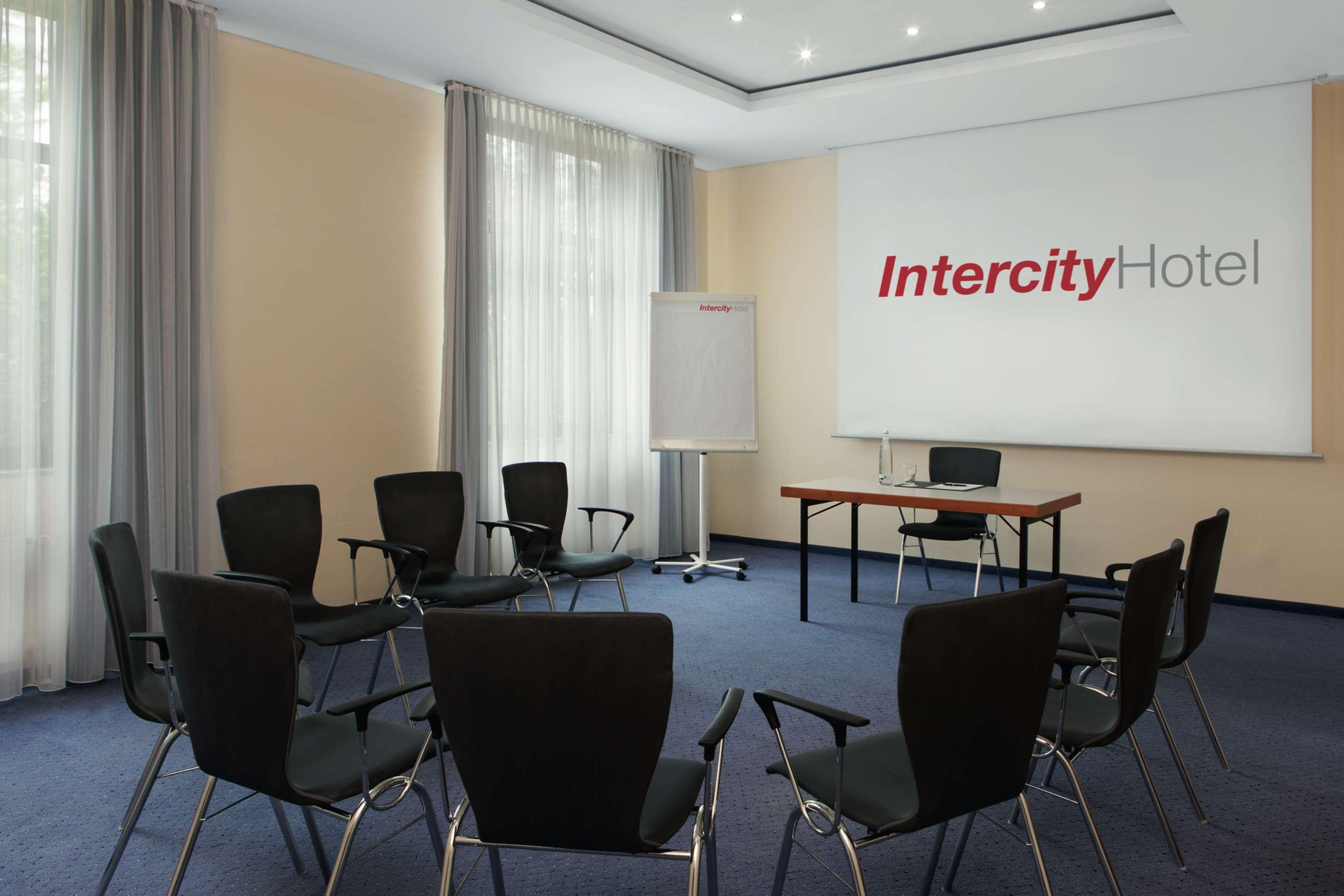 Sala de Reuniones IntercityHotel Magdeburg