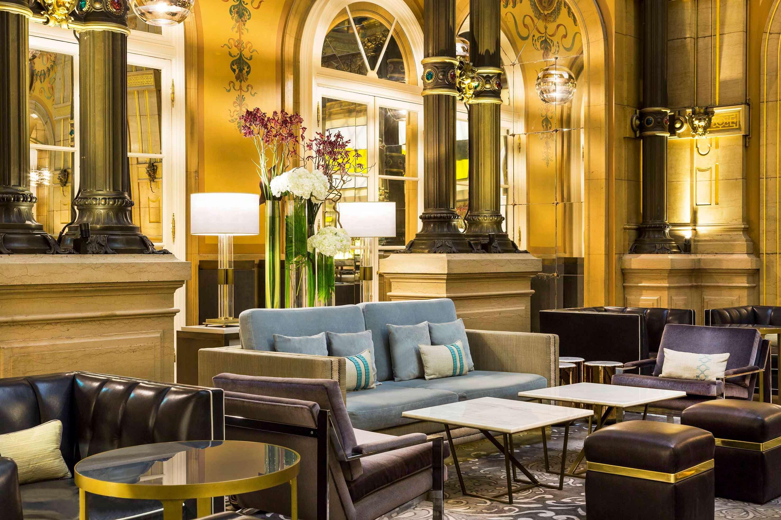 Vista Lobby Hilton Paris Opera