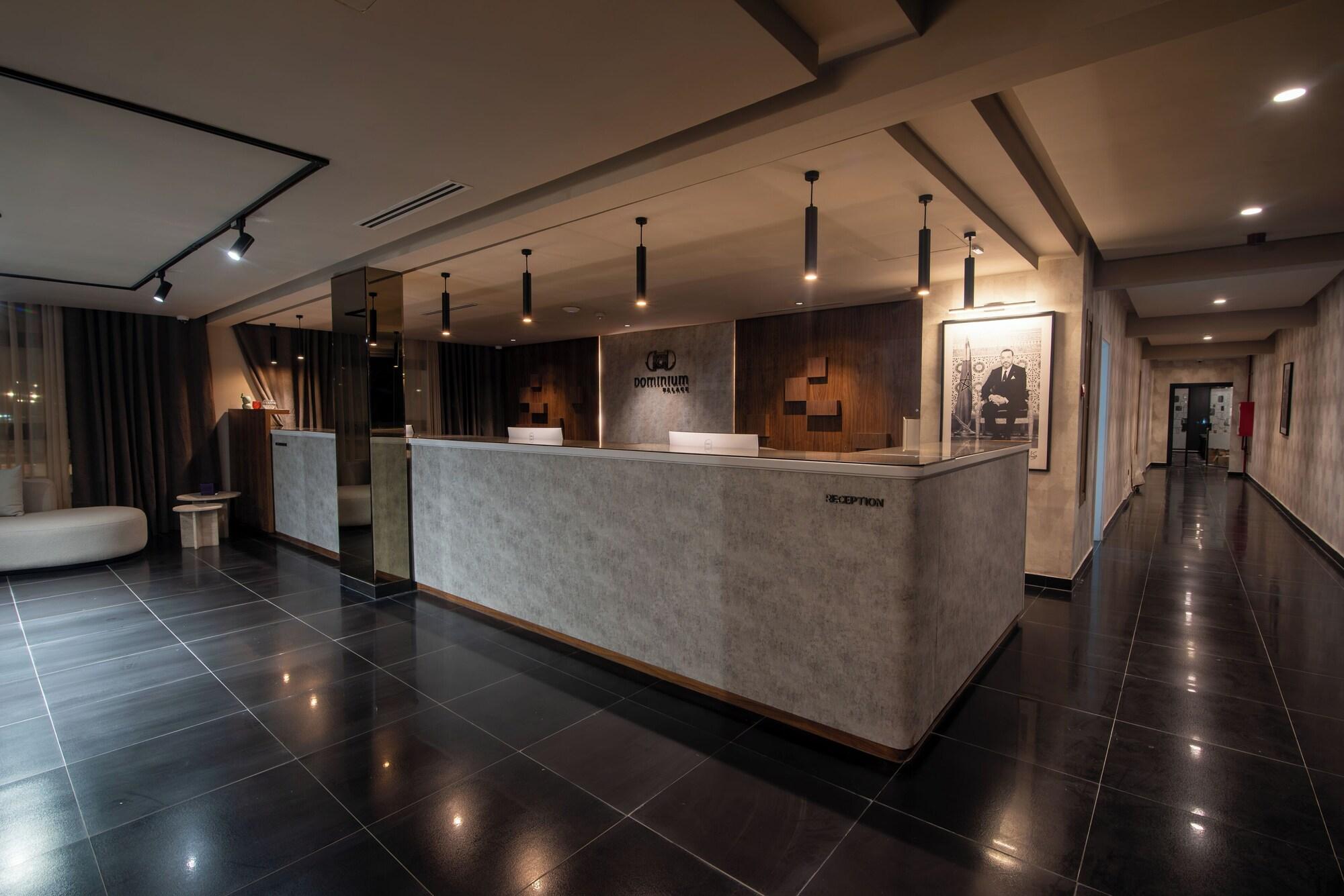 Vista Lobby Dominium Palace