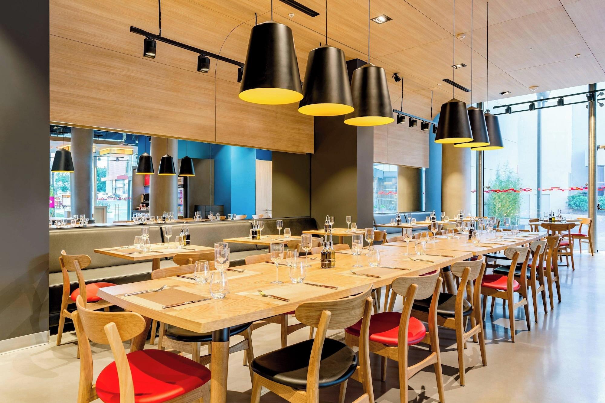 Restaurant Aloft by Marriott Montevideo