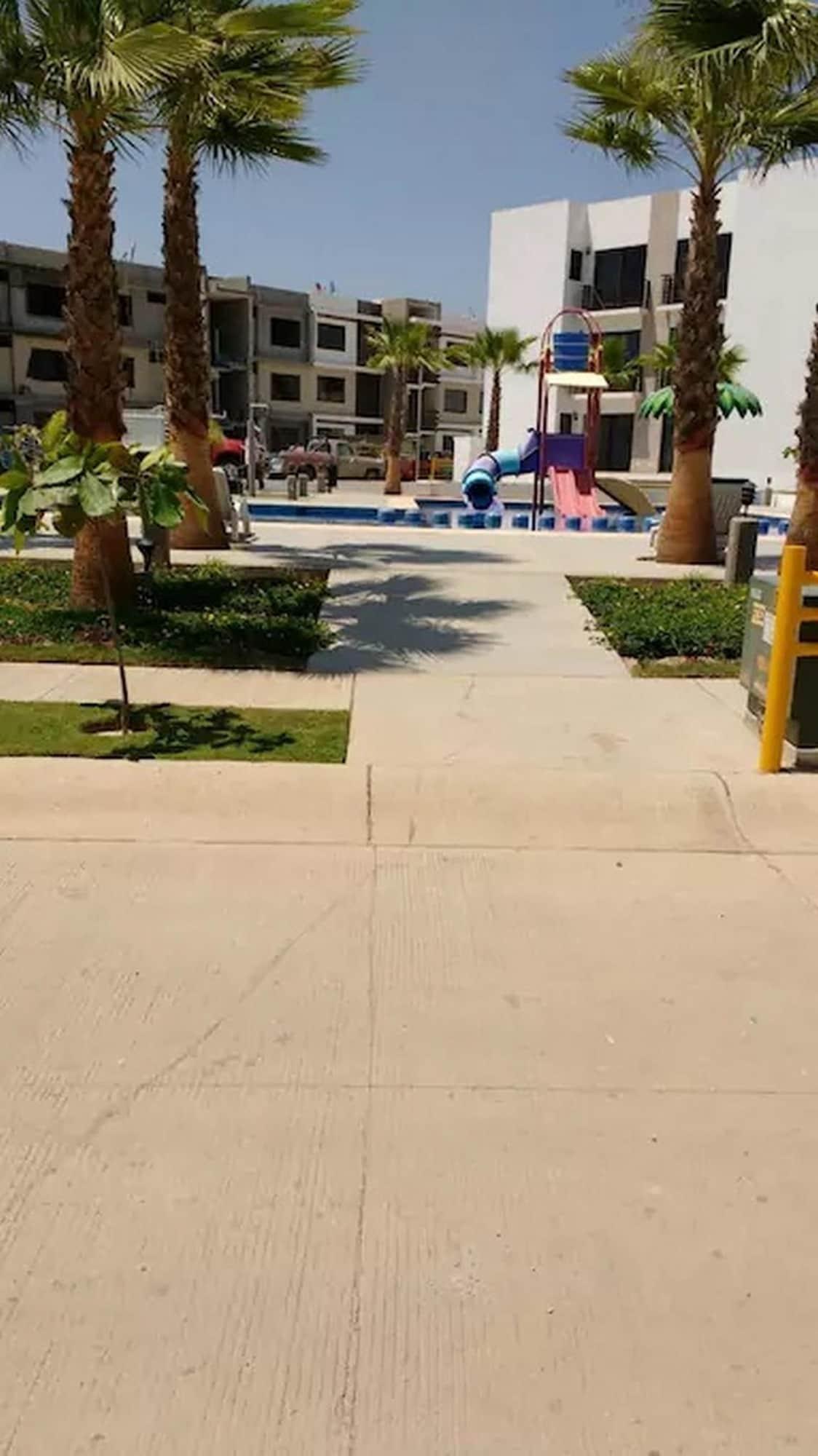 Vista Exterior Condo Pacifico S