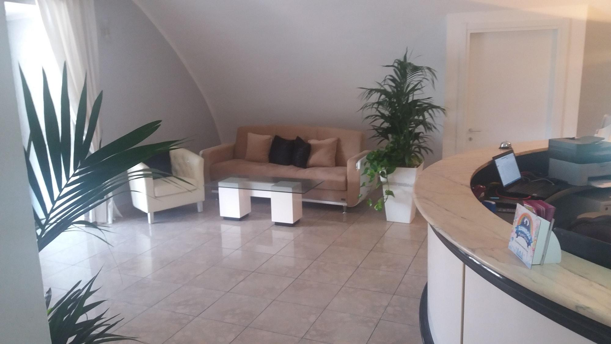 Vista Lobby Il Postiglione