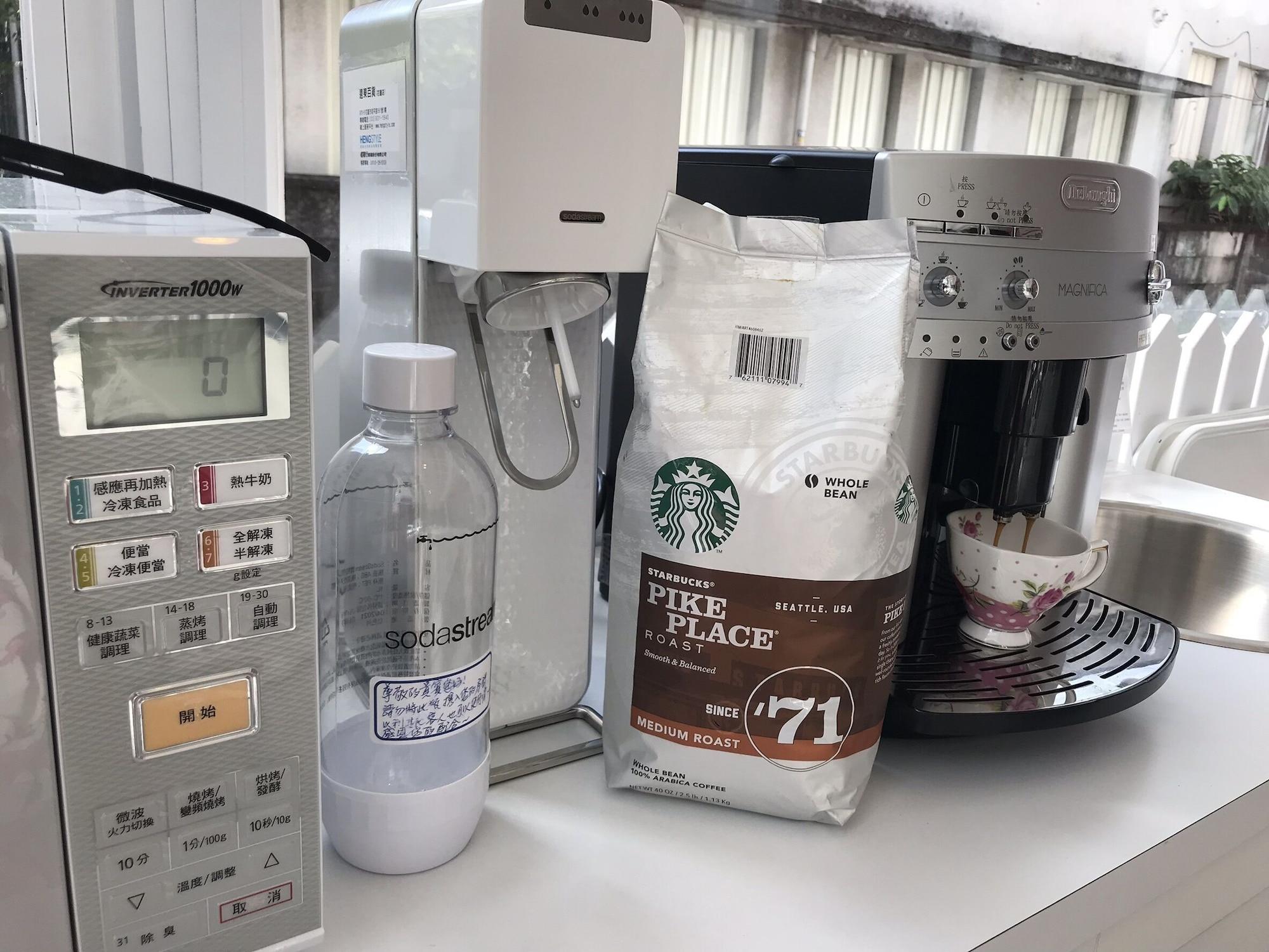 Set de Habitación Happiness station B&B