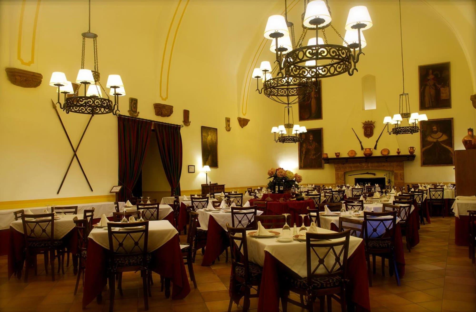 Restaurant Monasterio de Piedra
