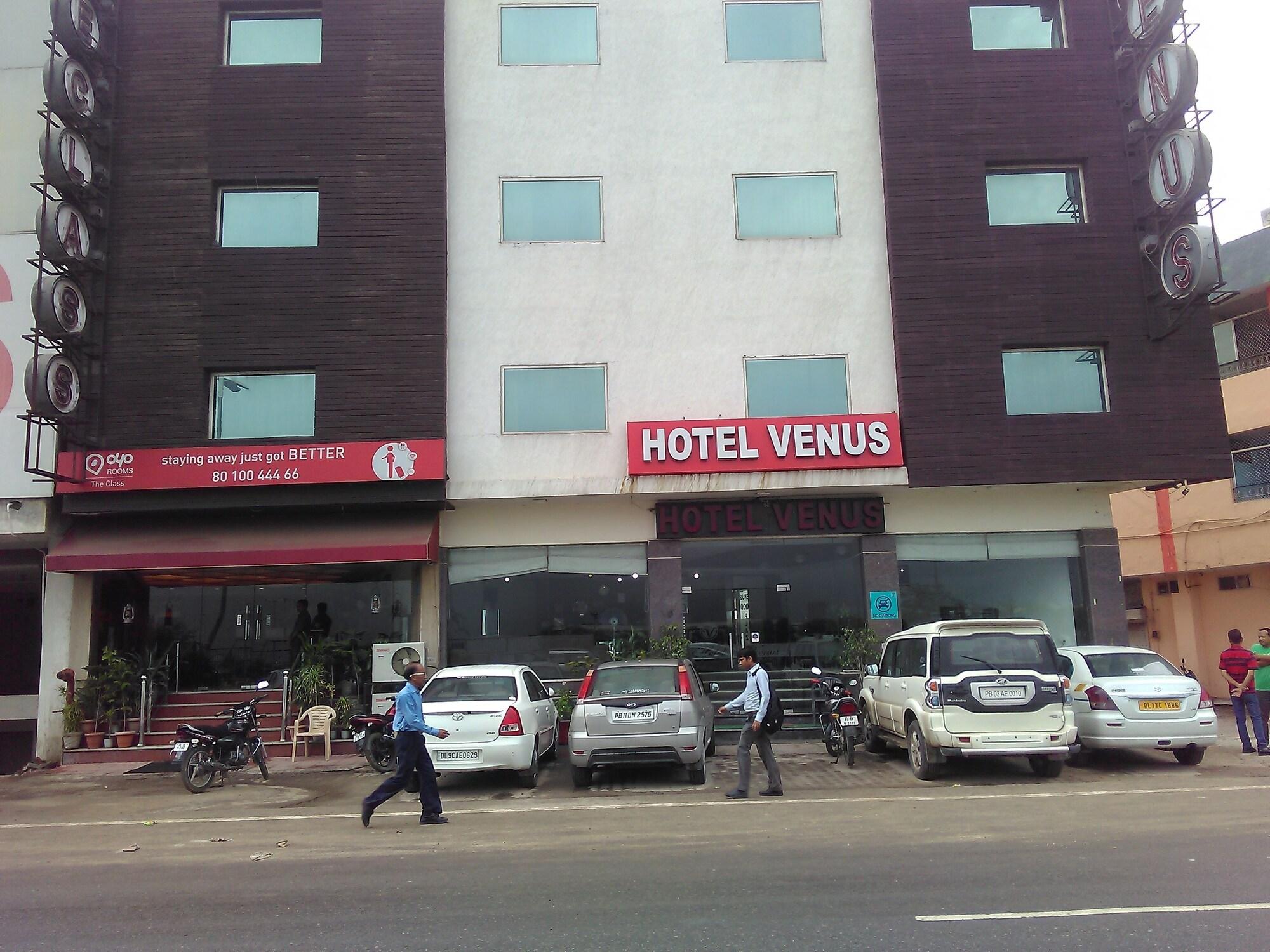 Vista Exterior Hotel Venus